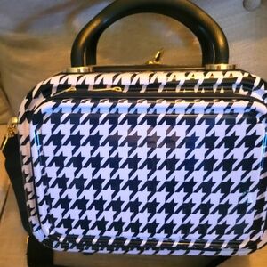 Triforce cosmetic case